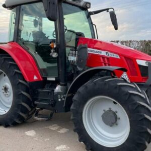 2019 MASSEY FERGUSON 5713S